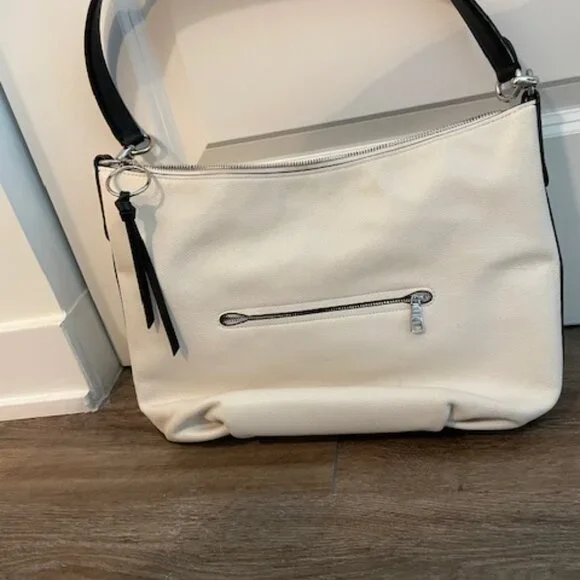 Purse - Picture 3 of 5